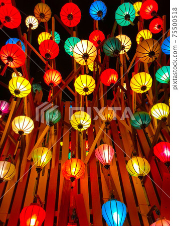 Lantern sky 75500518