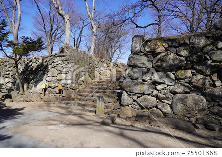 Komoro Castle Ruins and Nostalgia Garden in the winter of Anajiro, which was territorialized by Kansuke Yamamoto and others at the behest of Shingen Takeda during the Warring States period Komoro Castle Ruins and Nostalgia Garden in the winter of Anajiro, which was territorialized by Kansuke Yamamoto and others at the behest of Shingen Takeda during the Warring States period 75501368