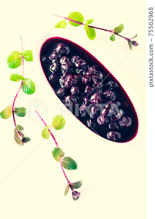 自製藍莓醬和Yerba Buena 75502968