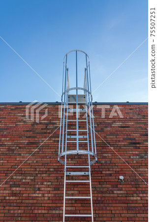 The emergency stairs 75507251