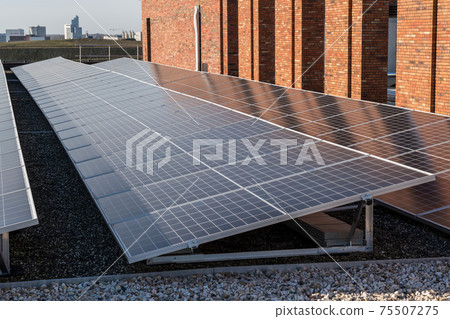 the solar panels on the roof 75507275