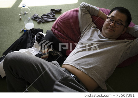 lop的人睡覺 lop的人睡覺 75507391