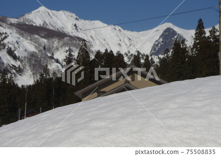 Uonuma Snow Country 75508835