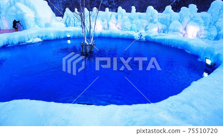 Lake Shikotsu Ice Festival with a superb view 75510720