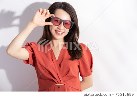 Woman summer concept Woman summer concept 75513699