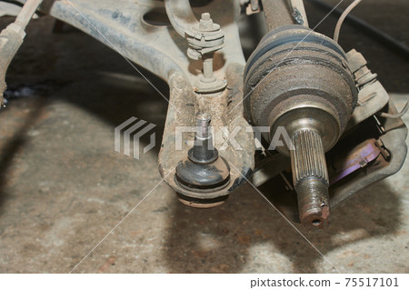Lower Arm Ball Joint and Outer CV Joint and Brake Caliper Lower Arm Ball Joint and Outer CV Joint and Brake Caliper 75517101