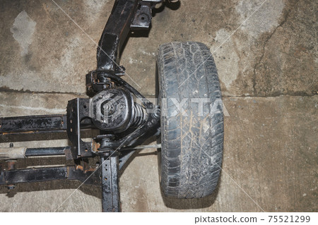 Top View Chassis and Shock Absorber and Wheel Top View Chassis and Shock Absorber and Wheel 75521299
