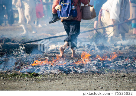 Tokyo Takaoyama Yakuouin Firewalking Festival 75525822