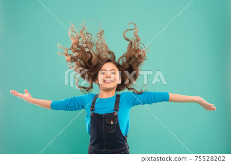 Fresh it up. Extra fresh dry shampoo. Strong and healthy Fresh it up. Extra fresh dry shampoo. Strong and healthy 75528202