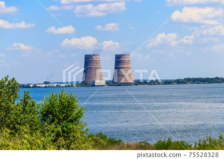 Cooling towers of Zaporizhia Nuclear Power Station in Enerhodar, Ukraine 75528328