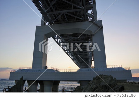 View of Onaruto Bridge from below (from Awaji Island side) View of Onaruto Bridge from below (from Awaji Island side) 75532196