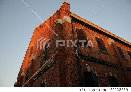 Former Hiroshima Army Clothing Branch Warehouse Minami-ku, Hiroshima City, Hiroshima Prefecture Former Hiroshima Army Clothing Branch Warehouse Minami-ku, Hiroshima City, Hiroshima Prefecture 75532289