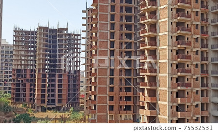 印度在建的高層住宅 75532531