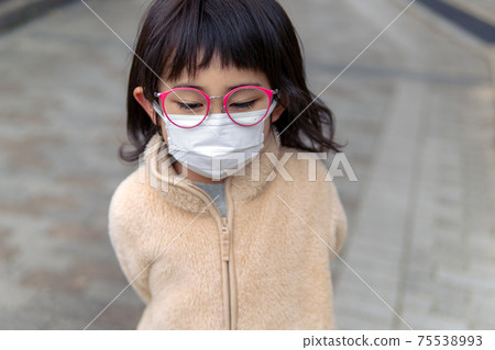 兒童女孩負面形象 75538993