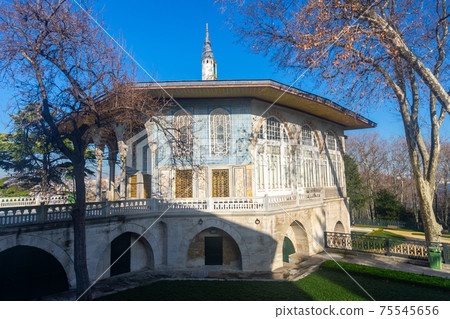 Upper marble terrace with Baghdad Kiosk in Topkapi Palace, Istanbul Upper marble terrace with Baghdad Kiosk in Topkapi Palace, Istanbul 75545656