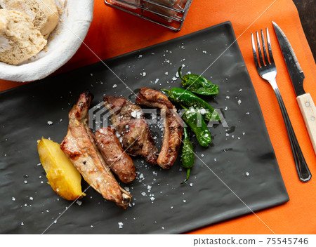 Juicy grilled meat Juicy grilled meat 75545746