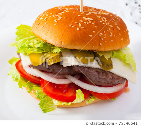 Fresh double burger Fresh double burger 75546641