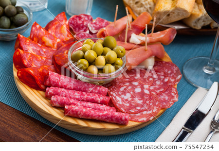 Spanish meat antipasto platter Spanish meat antipasto platter 75547234