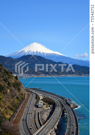 從薩塔山口到富士山 從薩塔山口到富士山 75548752