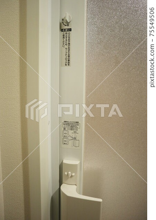 外部浴室鎖把手和浴室門上的安全鎖 外部浴室鎖把手和浴室門上的安全鎖 75549506