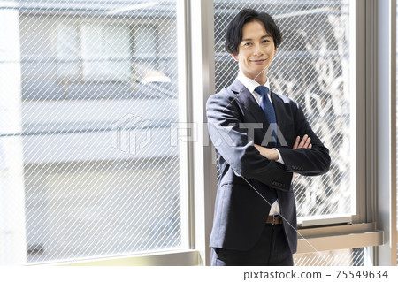 Business, male portrait 75549634