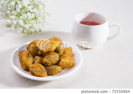 蜜餞梅子 75550984