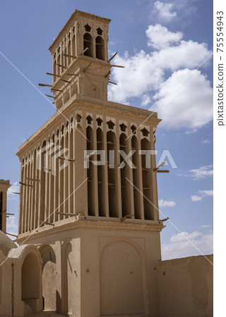 Wind Catcher in Shiraz Iran Acts as Architectural Air Conditioner Since the 14th Century Wind Catcher in Shiraz Iran Acts as Architectural Air Conditioner Since the 14th Century 75554943