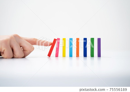 Domino effect Domino 75556189