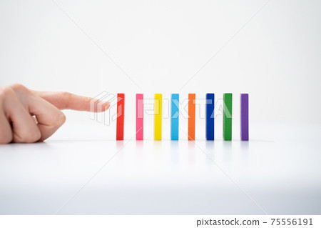 Domino effect Domino 75556191