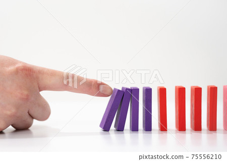 Domino effect Domino 75556210
