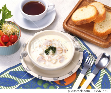Creme soup with mushrooms in white bowl Creme soup with mushrooms in white bowl 75561530