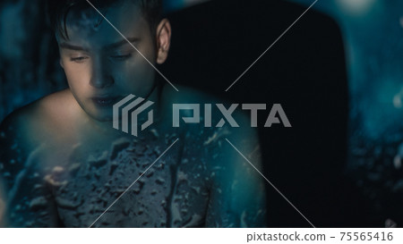 handsome man silhouette portrait tranquility mind handsome man silhouette portrait tranquility mind 75565416