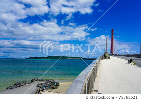 Okinawa Mid-Sea Road Henzakaichu Ohashi Okinawa Mid-Sea Road Henzakaichu Ohashi 75565621