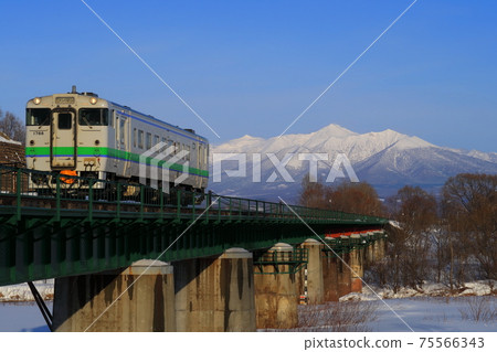 Winter Nemuro Main Line and Tokachidake Federation Winter Nemuro Main Line and Tokachidake Federation 75566343