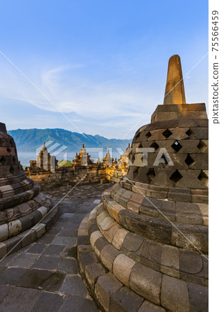 Borobudur Buddist Temple - island Java Indonesia 75566459