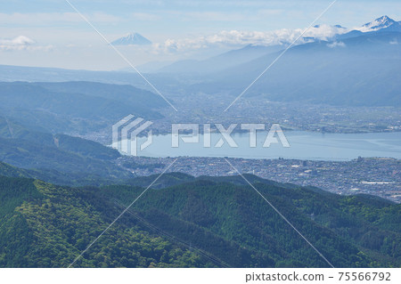 Lake Suwa and Mt. Fuji from Takabotchi Plateau, Nagano Prefecture 75566792