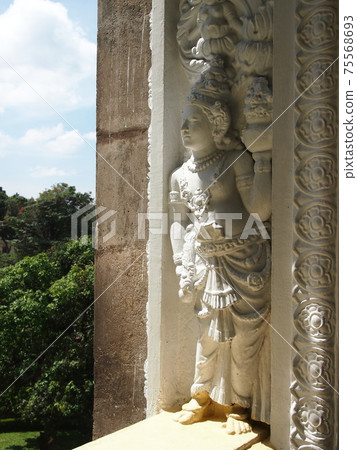 Kandy's Buddha Tooth Temple from a trip to Sri Lanka Kandy's Buddha Tooth Temple from a trip to Sri Lanka 75568693