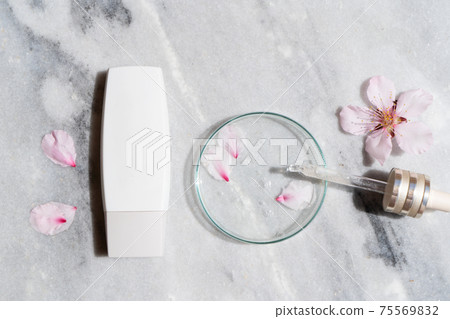 Retinol and almond oil serum oil beauty care Retinol and almond oil serum oil beauty care 75569832