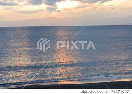Enoshima coast x evening x landscape part 10 Enoshima coast x evening x landscape part 10 75571007