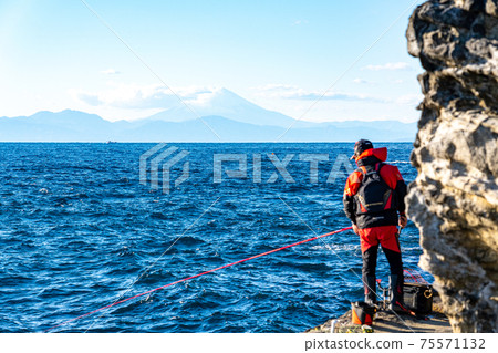 Misaki Port Mt. Fuji Jogashima Sea Fishing Port Sightseeing Travel Fishing Boat Miura Peninsula Drive Date Fishing Iso Fishing Iso 75571132