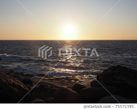Nanki Shirahama sea sunset 75572395