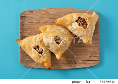 Traditional middle eastern fatayer Traditional middle eastern fatayer 75576630