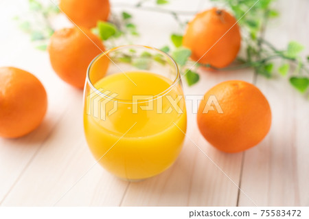 Orange juice  75583472