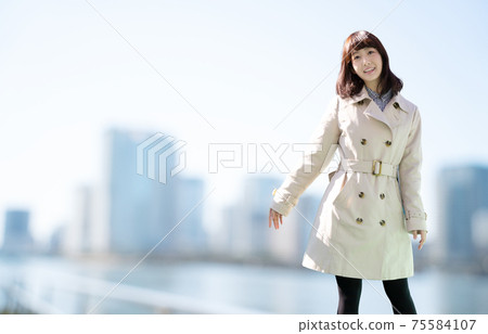 Tokyo Bay area and women 75584107