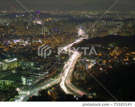 城北區正陵內環路,夜景 城北區正陵內環路,夜景 75585143