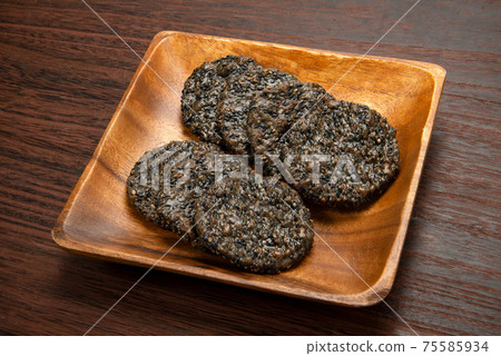 Japanese sweets black sesame rice crackers Japanese sweets black sesame rice crackers 75585934