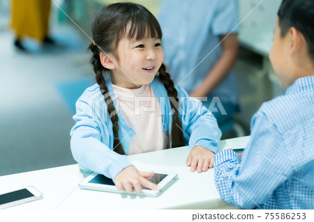 Cram school friends Cram school friends 75586253
