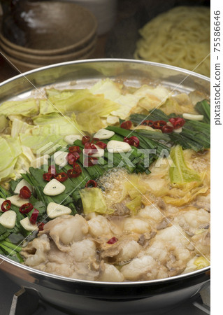 Kyushu Hakata style motsunabe Kyushu Hakata style motsunabe 75586646