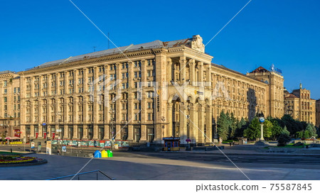 Main post office in Kyiv, Ukraine 75587845