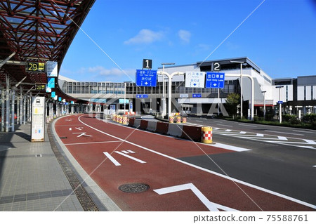 New Chitose Airport Bus Terminal (Chitose City, Hokkaido) 75588761